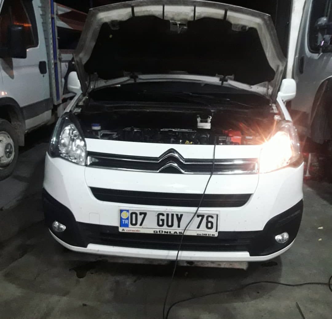 Dadak Oto Servis Çalışmaları